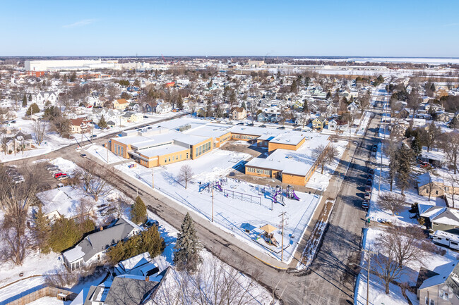 Marinette Primary School.