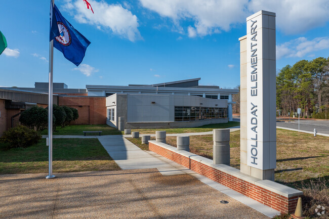 The entrance to Elizabeth Holladay Elementary School.
