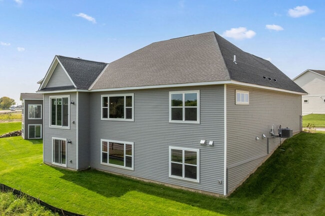 10720 Harbor Ln N, Maple Grove, MN 55369 - photo 4