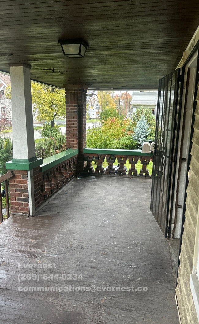 3046 E 130th St, Cleveland, OH 44120 - photo 2