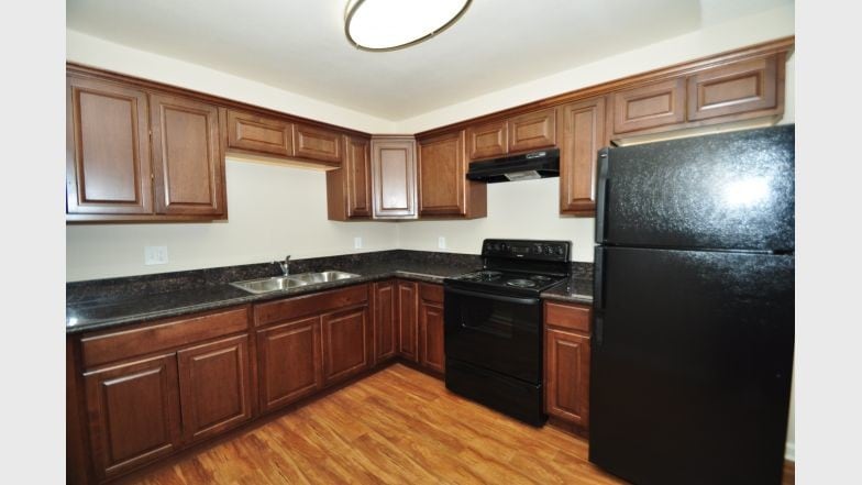 Mapleview Apt. Homes