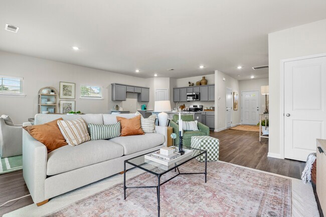 710 Camperdown Way, Spartanburg, SC 29301 - photo 4