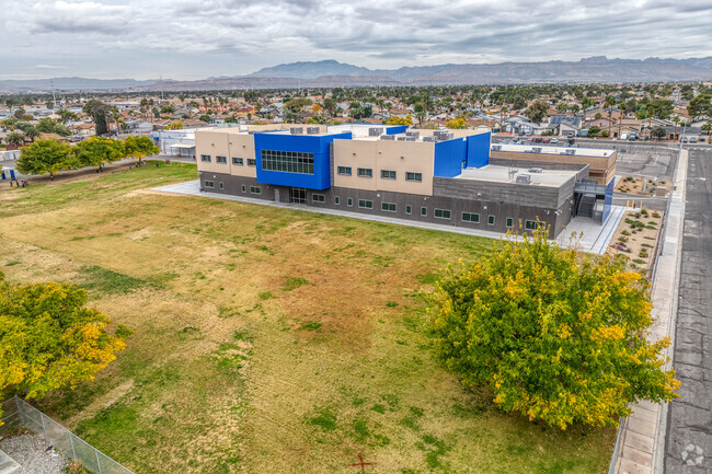 Dr. C Owen Roundy Elementary School 4
