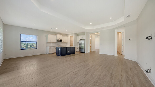 2234 Lady Palm Loop, Lakewood Ranch, FL 34212 - photo 4