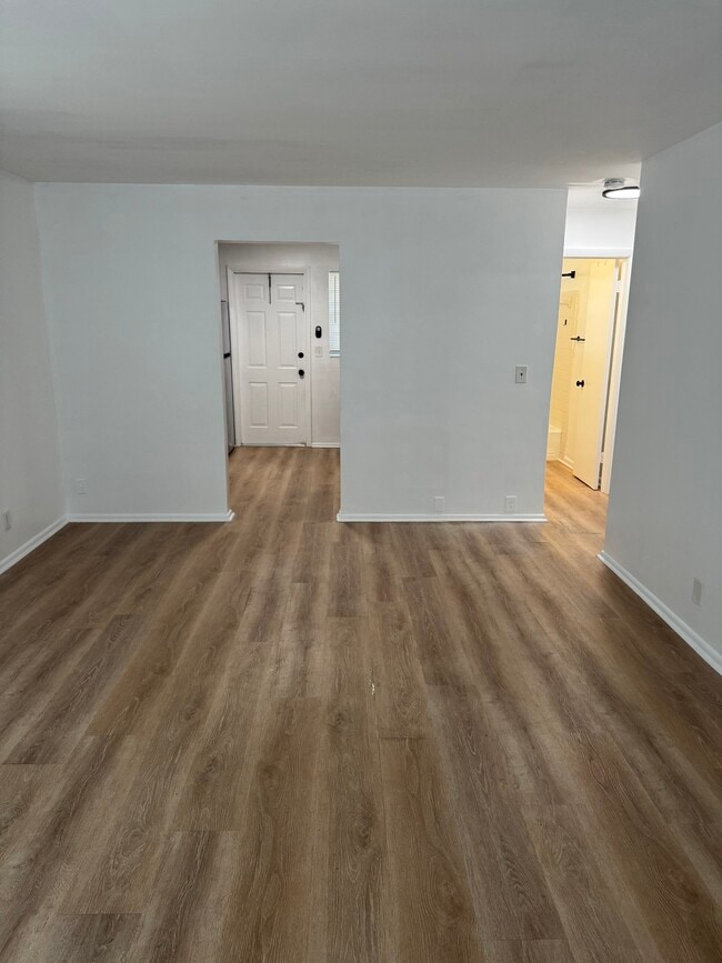 171 S Broadway unit 2, Lantana, FL 33462 - photo 3