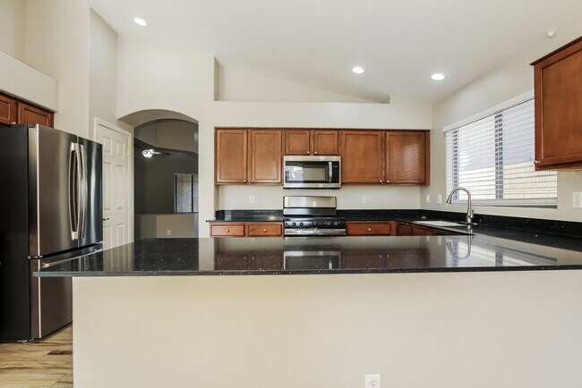 5207 W T Ryan Ln, Laveen, AZ 85339 - photo 6