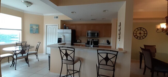 8270 Pathfinder Loop unit 832, Fort Myers, FL 33919 - photo 3