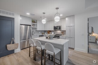 40 Line St, Charleston, SC 29403