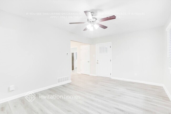 2716 Lancaster Dr, Atlanta, GA 30344 - photo 7