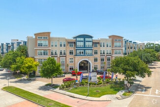 18101 Point Lookout Dr, Nassau Bay, TX 77058