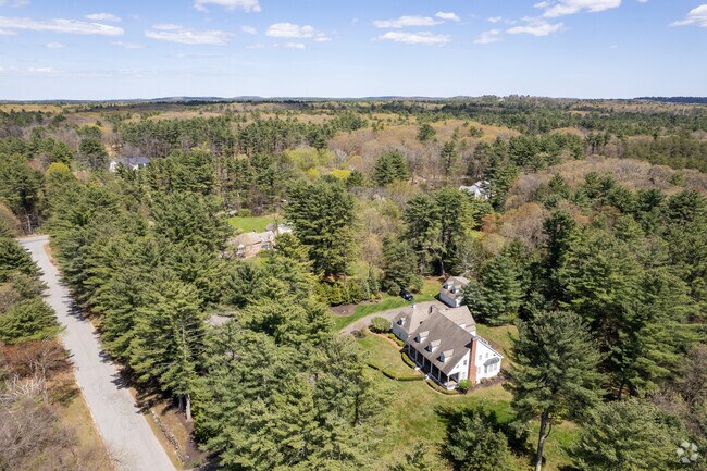 Large single-family homes are available in Boxford.