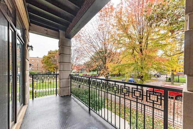 6217 S Kimbark Ave unit 1S, Chicago, IL 60637 - photo 4