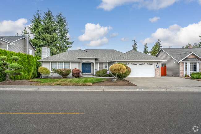 Ranch style homes can be seen in the Wind and Tide neighborhood.