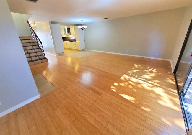 4365 Mclaughlin Ave, Los Angeles, CA 90066 - photo 6