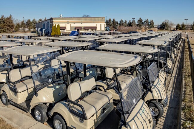 In Romulus locals head to Gateway Golf Club for a round of golf.