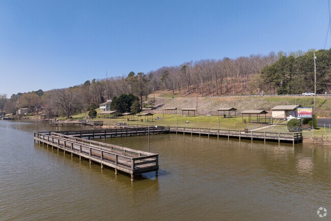 Rainbow Landing provides a great place for residents of Rainbow City to fish in the Coosa River or launch their boats.