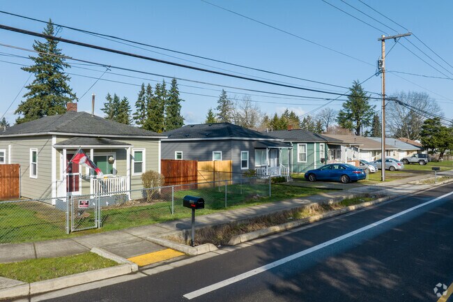 A variety of ranch and single story homes reside in the neighborhood.