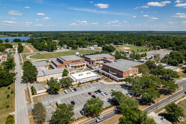 Aerial view of Umatilla High School is a public school located in UMATILLA.