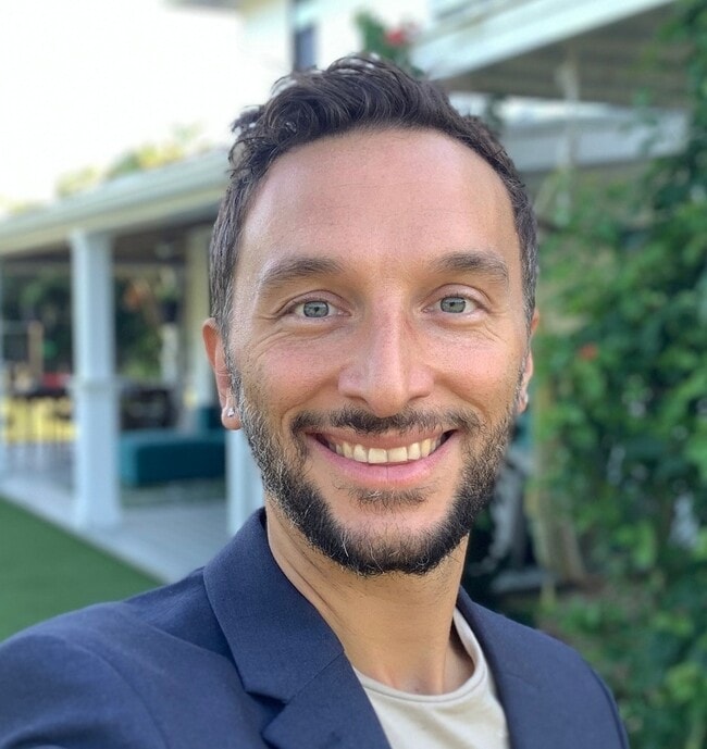 Agent Photo