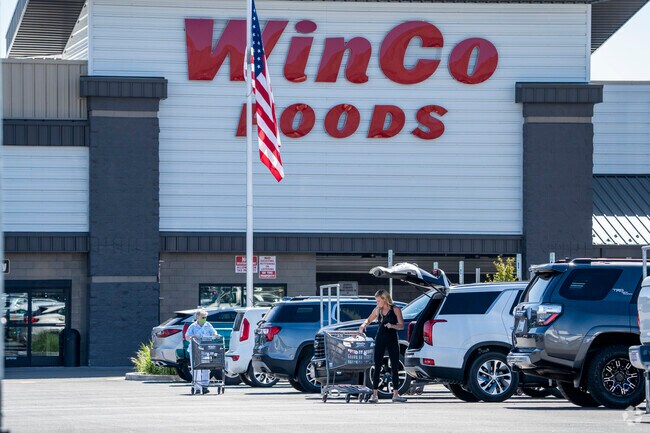 WinCo foods is the most affordable grocery store in Eagle Canyon-Pebble Creek.