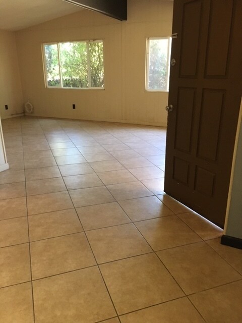 12434 N Friant Rd, Fresno, CA 93730 - photo 6