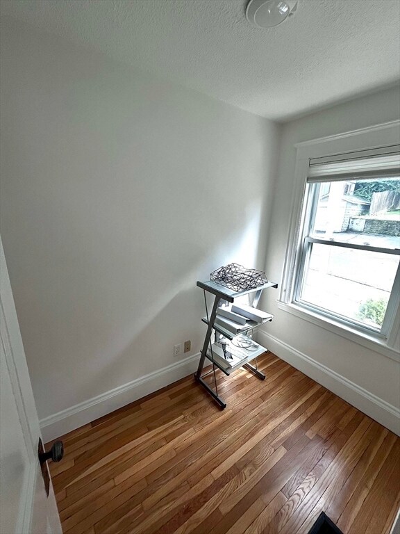 14 Winter St unit 1, Saugus, MA 01906 - photo 7