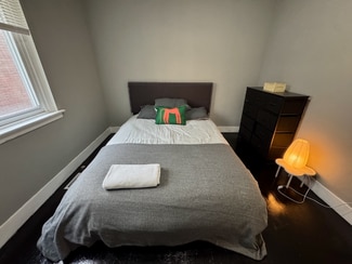 17150 Santa Rosa Dr Unit 2, Detroit, MI 48221