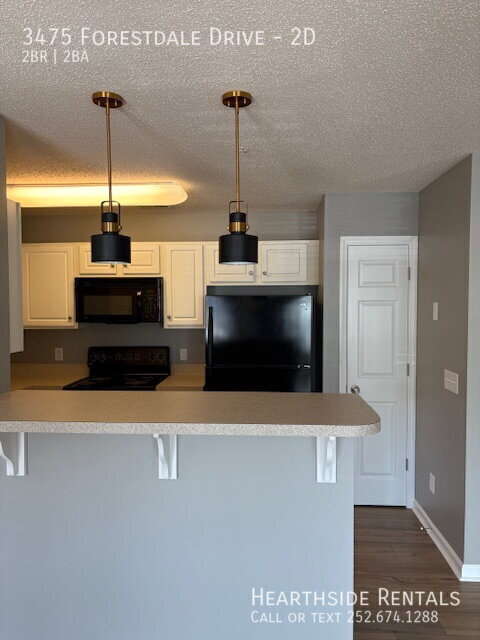 3475 Forestdale Dr unit 2D, Burlington, NC 27215 - photo 3