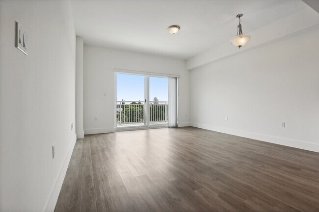 The Place at Dania Beach, Dania Beach, FL 33004 - photo 2