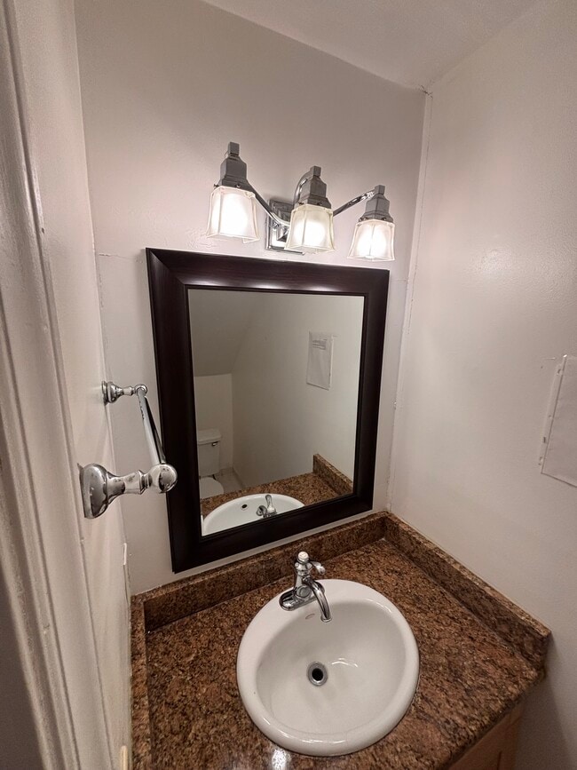 615 Morehead Ave, Greensboro, NC 27401 - photo 4