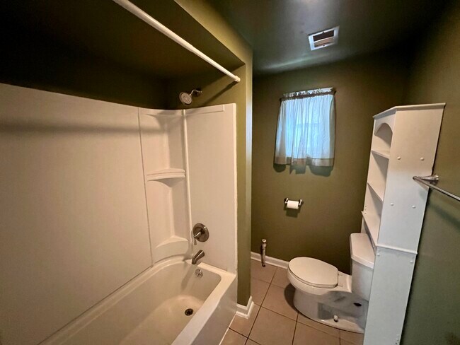 1202 Vine St unit 5, Scranton, PA 18510 - photo 6