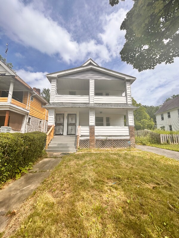 3463 E 118th St Unit Down, Cleveland, OH 44120