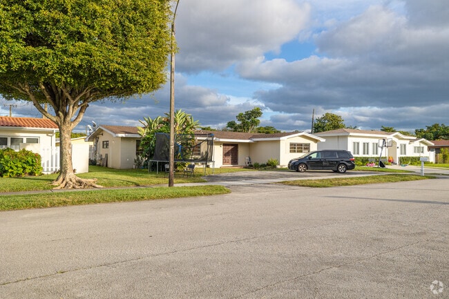 Ranch-style homes dominate the housing stock in Sunray West.