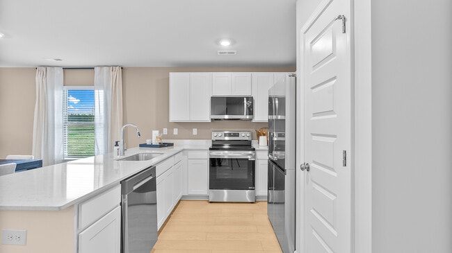 16799 Orleans Dr, Athens, AL 35611 - photo 2