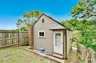 1423 Ridge Ave Unit 1429 Beech Street, Braddock, PA 15104