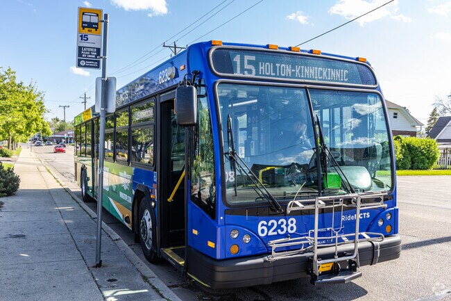 Hop on the bus from Castle Manor and be in downtown Milwaukee in minutes.