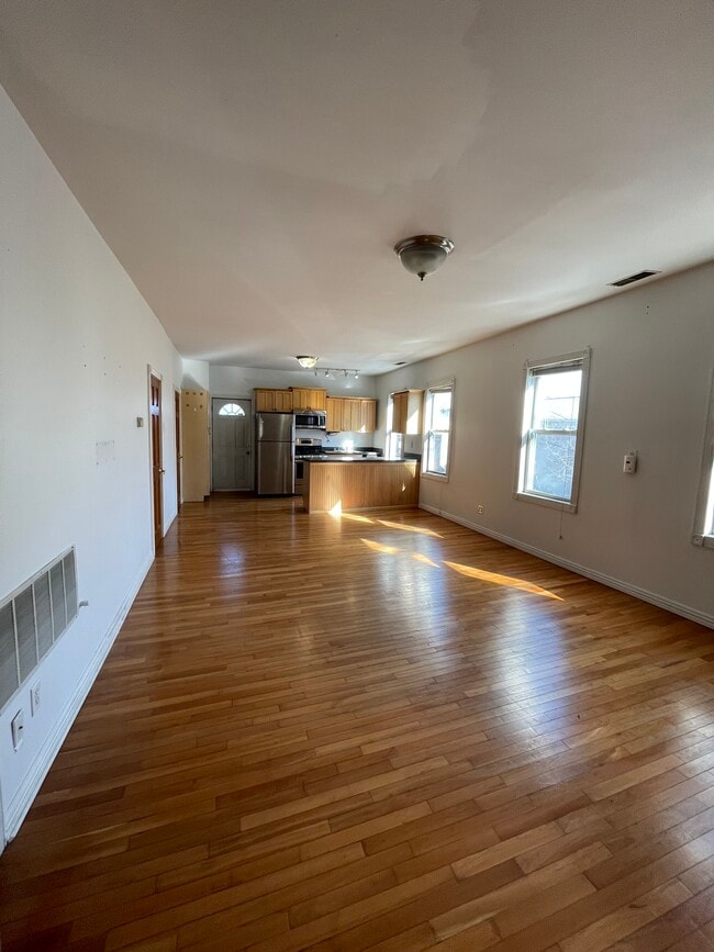 1834 W Thomas St unit 1834 W Thomas St 2, Chicago, IL 60622 - photo 6