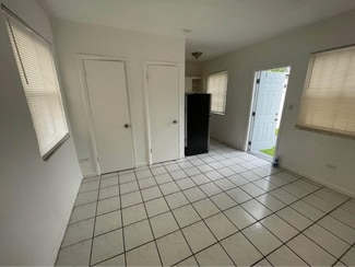 250 NE 77th St Unit 7653, Miami, FL 33138