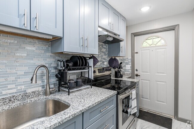 Orchard Acres Apartments 0.1 mile from Campus, Storrs, CT 06268 - photo 3