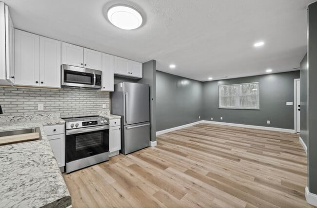 680 Roddy Dr, Morristown, TN 37814 - photo 4