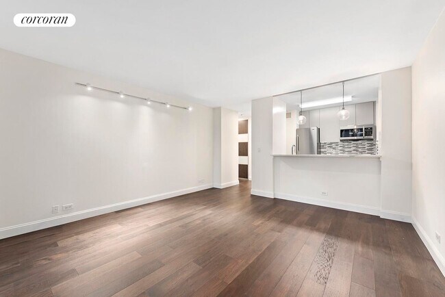 The Cosmopolitan, New York, NY 10017 - photo 6