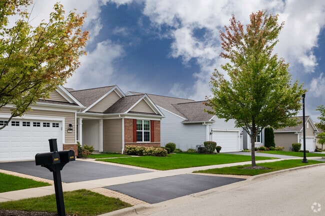 A row of homes in Ivanhoe featuring classic bungalow style architecture.