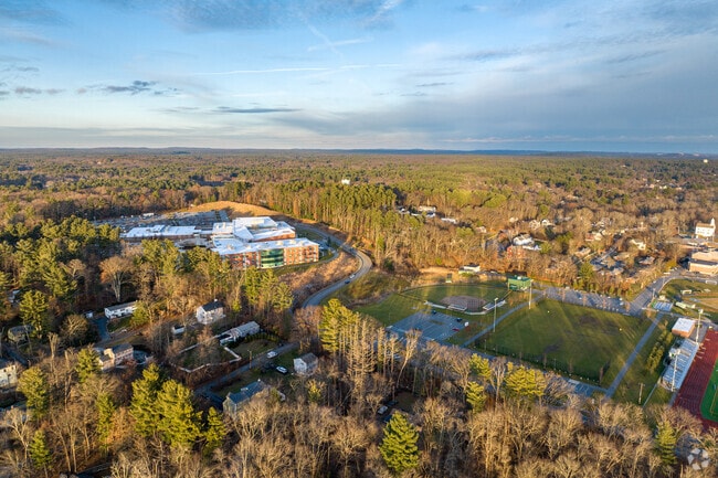 North Reading High School has a variety of athletic, academic, and social clubs.