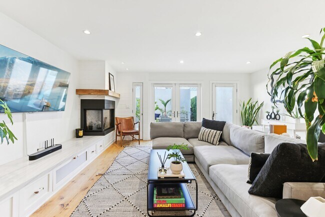 665 Washington Blvd, Marina Del Rey, CA 90292 - photo 7