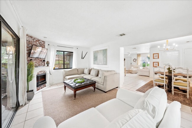 171 Salmon Dr NE unit ID1320148P, Palm Bay, FL 32907 - photo 2