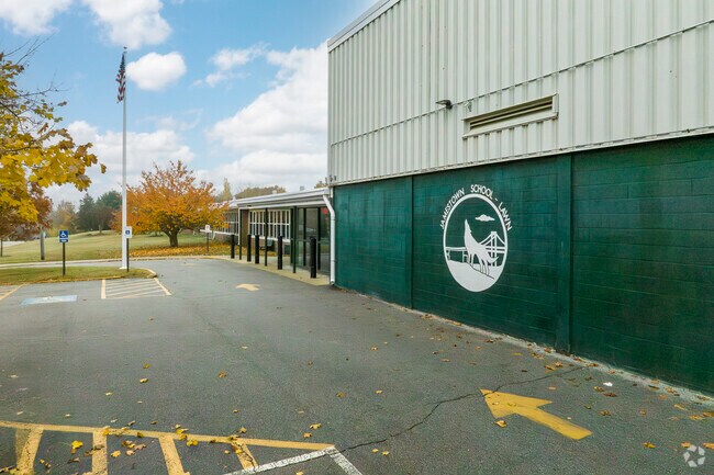 Jamestown Lawn School has 193 students in grades 5-8 with a student-teacher ratio of 10 to 1.