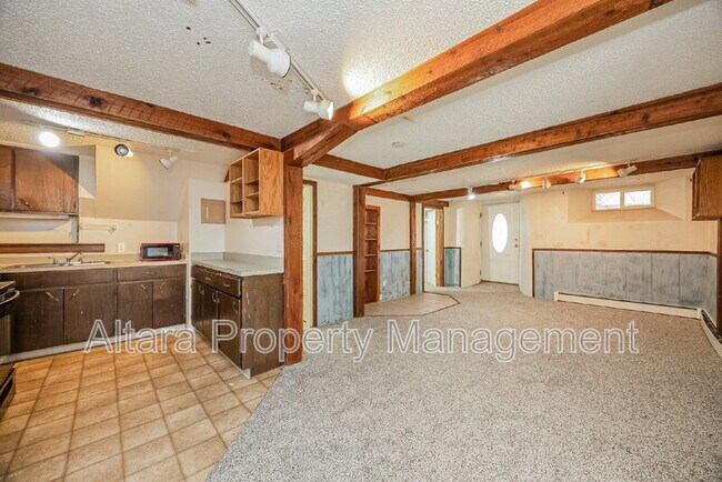 1303 Langmeyer St unit 100, Colorado Springs, CO 80904 - photo 2