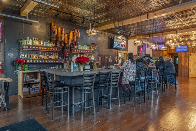 Local beer, wine, spirits and a chef prepared menu at Hubbard Inn in Hubbard, OR.