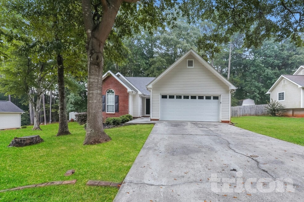 118 Valleydale Dr, Stockbridge, GA 30281 - photo 1