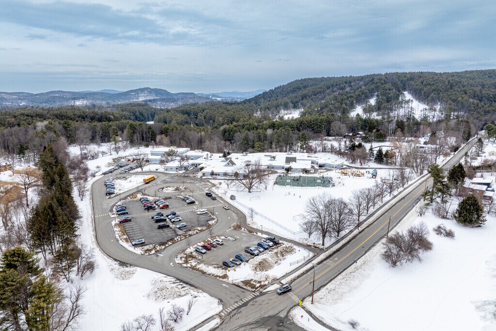 The Bernice A Ray Elementary School is a public school serving Hanover, NH.